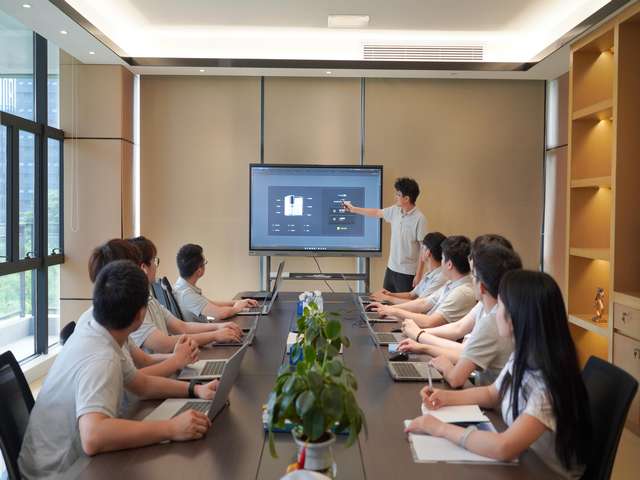 上海DC48V转DC12V稳压电源现货